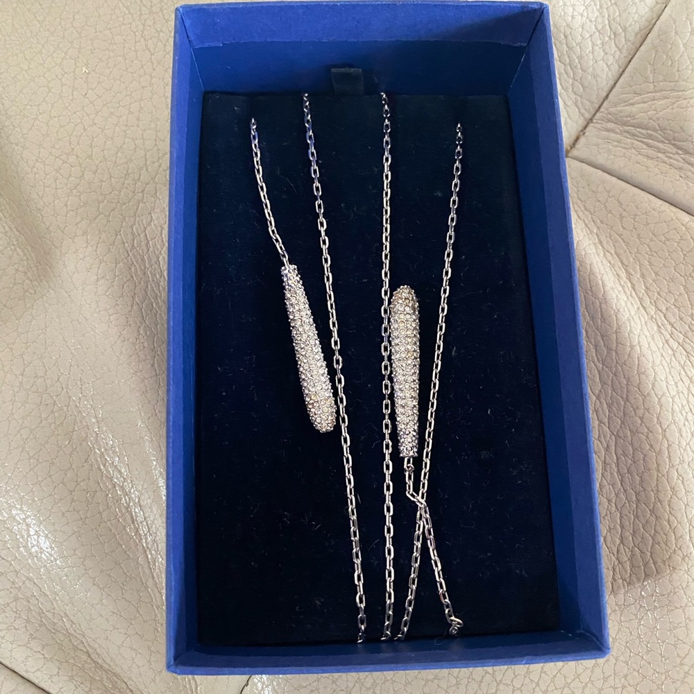 Swarovski Stunning Silver Necklace with Crystal Accents